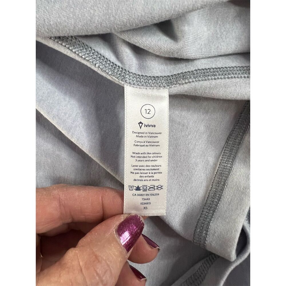 Ivivva by Lululemon Girls Gray Wrap Cardigan Sweater Size 12 Casual - Picture 5 of 7